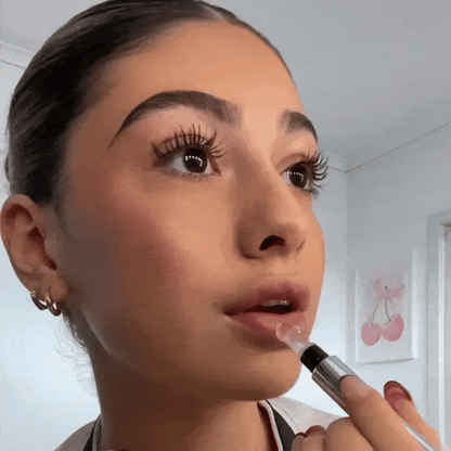 Daynava Lip Plumper — Πιο Γεμάτα Χείλη. Χωρίς Ενέσεις. Χωρίς Κάψιμο.
